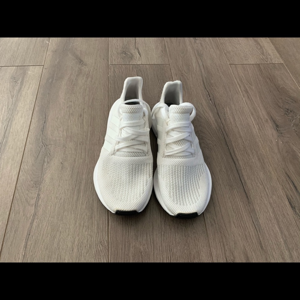 Adidas Swift Run J
